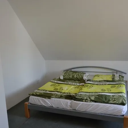 Guest house Alex S Bazenom Kalonda