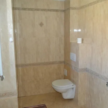Alex S Bazenom Guest house